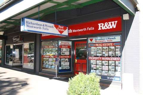 Photo: Richardson & Wrench Wentworth Falls